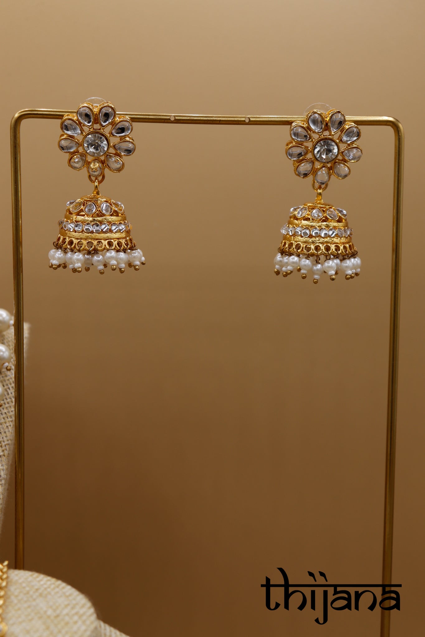 Necklace with matching earrings and tikka