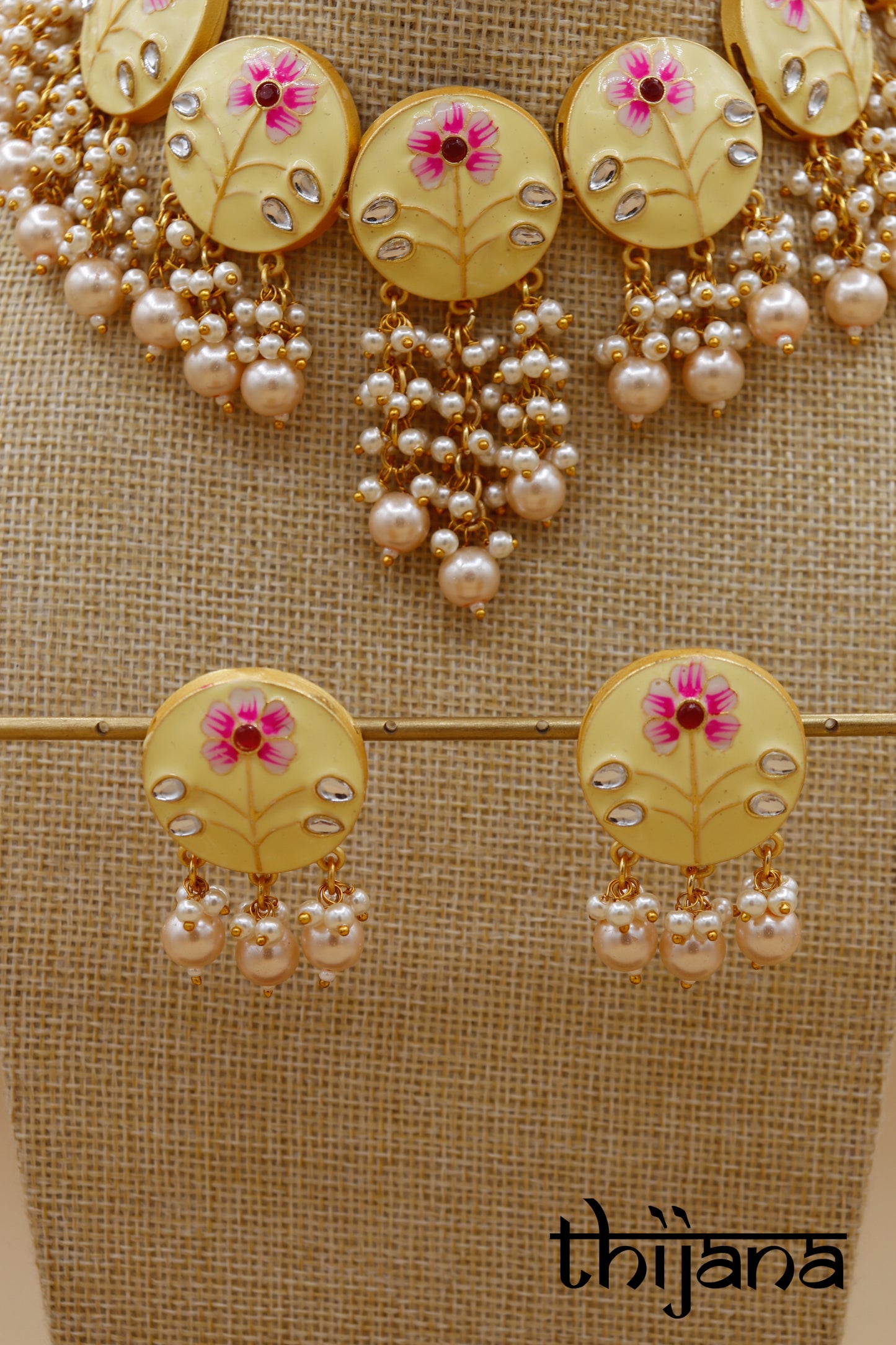Necklace with earrings