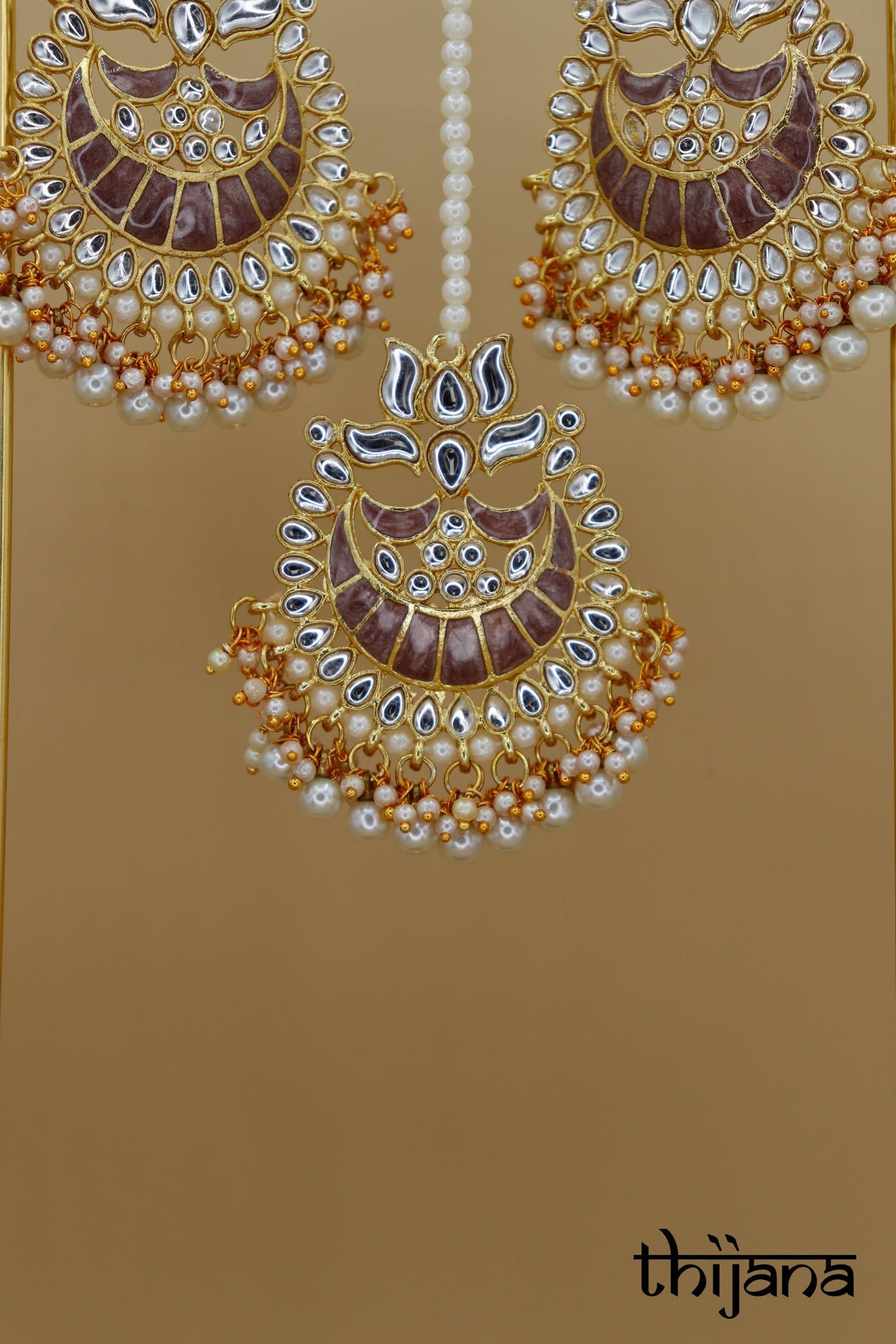 Earring with matching tikka