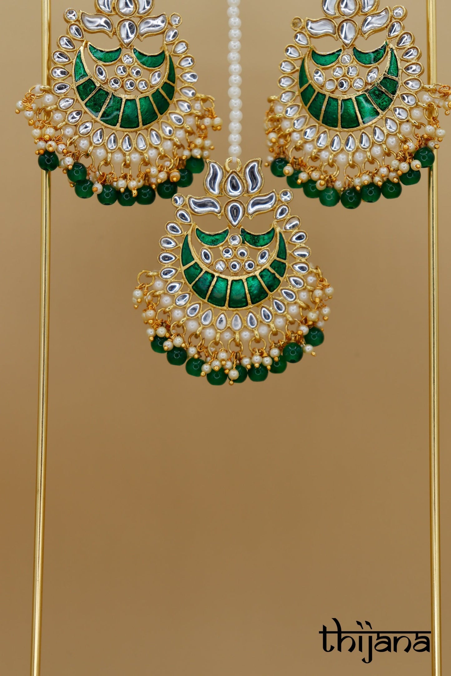 Earring with matching tikka