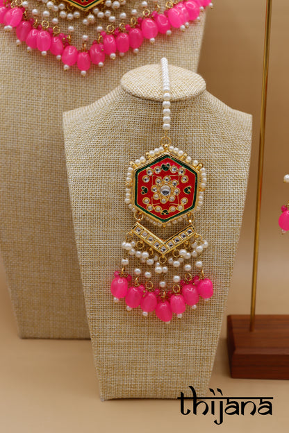 Choker necklace with matching earrings and tikka