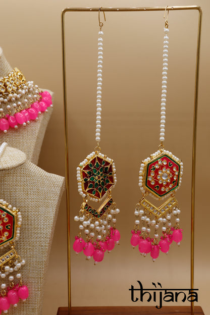 Choker necklace with matching earrings and tikka